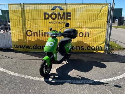 Übersichtsbild von Super SOCO CUx Elektro-Roller